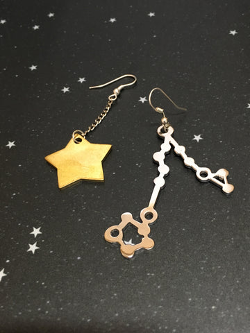 Gold Star 'PISCES' Earrings - Riddhika Jesrani