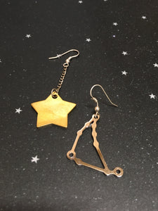 Gold Star 'CAPRICORN' Earrings - Riddhika Jesrani