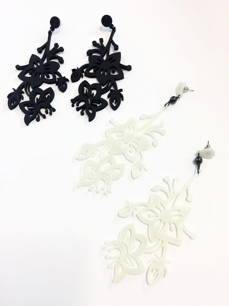 Glow-in-the-dark // White Flower Bunch Earrings