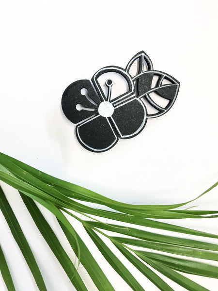 Hand-painted Graphic Flower Brooch (Small)